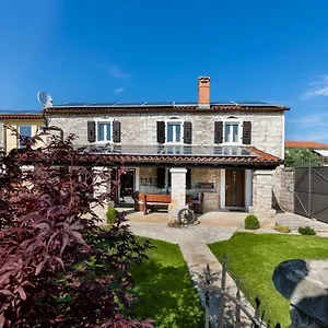 Ferienhaus Ana, Kanfanar